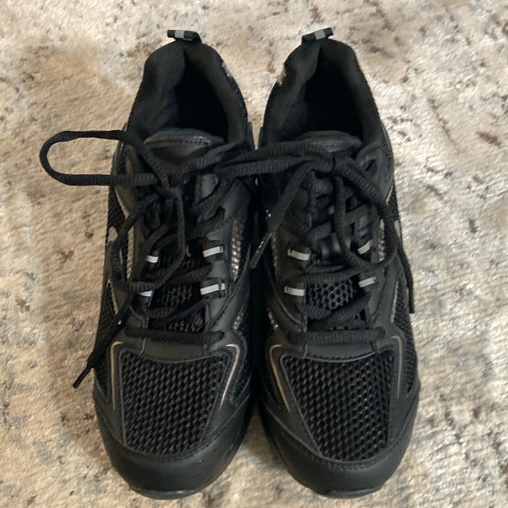 Cestfini Black Wedge Sneakers